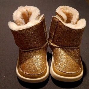 Keelan Glitter gold infant UGG boots